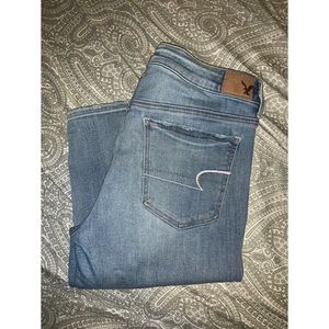 american eagle light wash denim skinny jeans